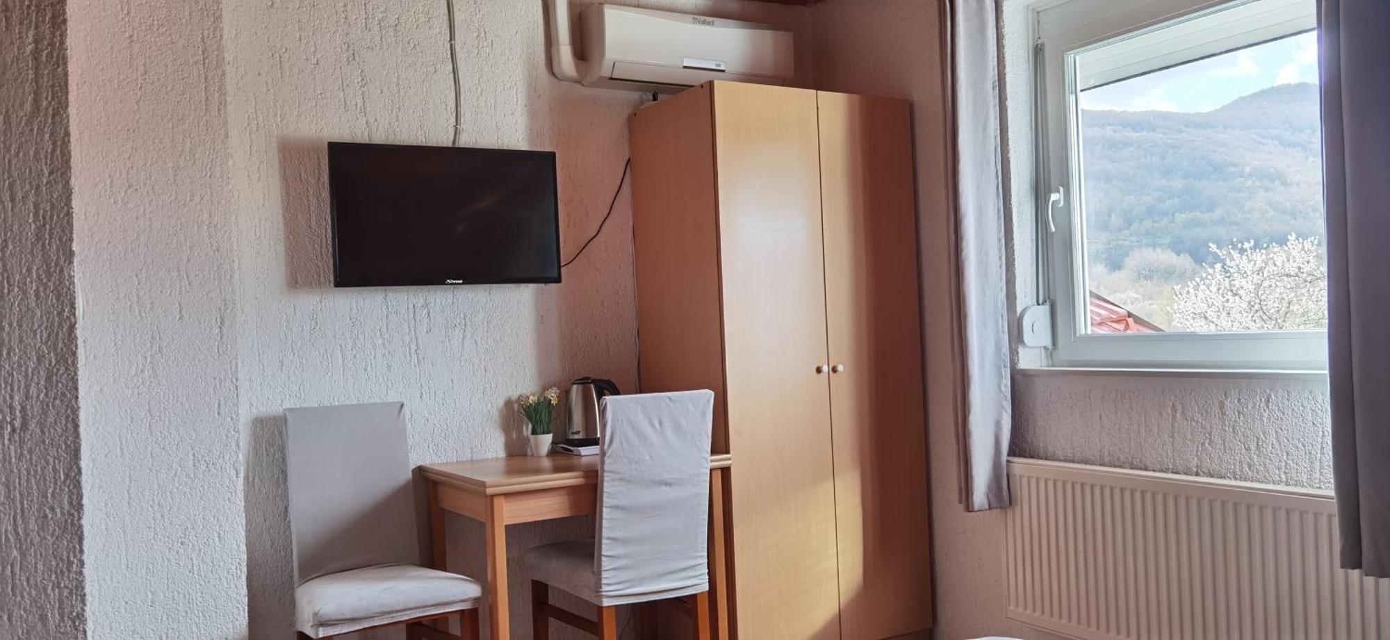 Hotel House Viktoria Seliste Dreznicko Esterno foto
